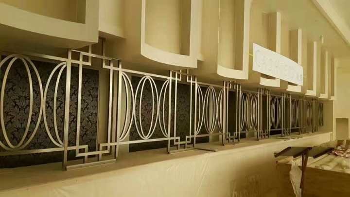 CNC sheet metal fabrication stainless steel art manual work