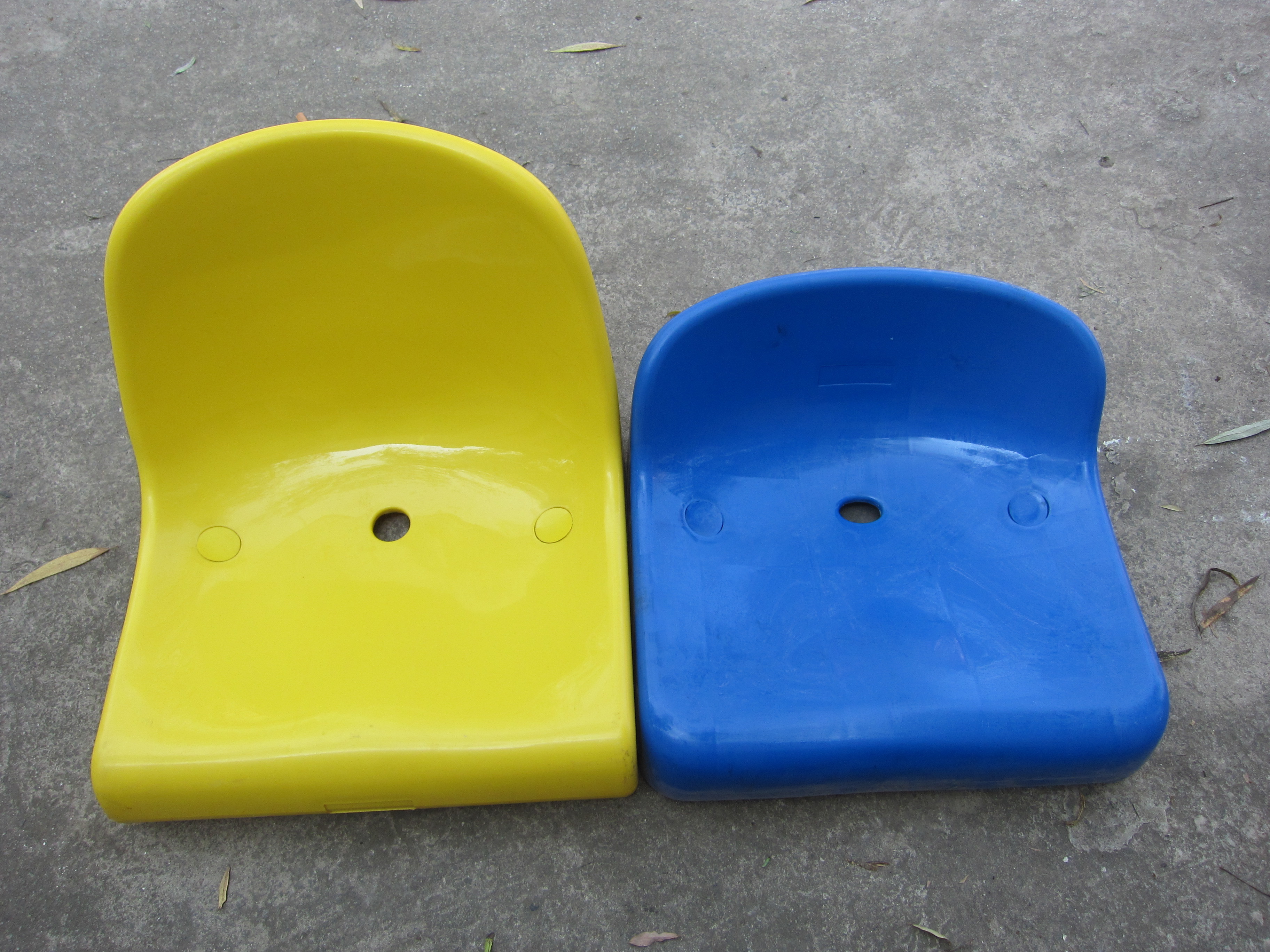 High Density Polypropylene Bleacher Seats For Outdoor Bleachers High Back