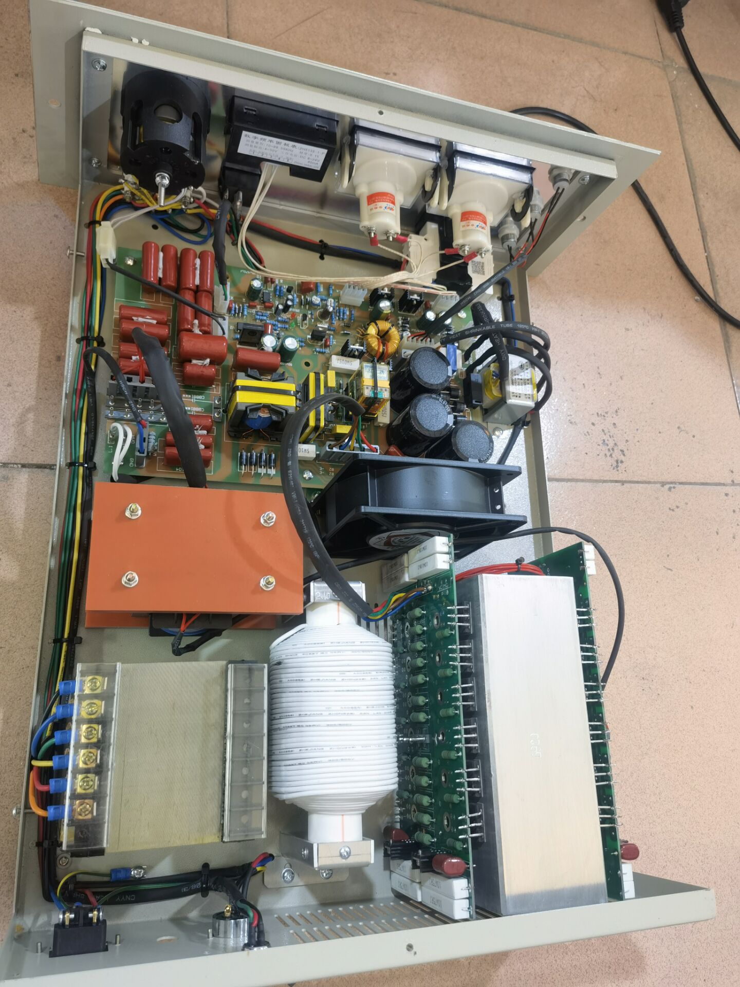2000w Horn And Box For Sewing Lace Ultrasonic Welder Machine 60*50*40cm