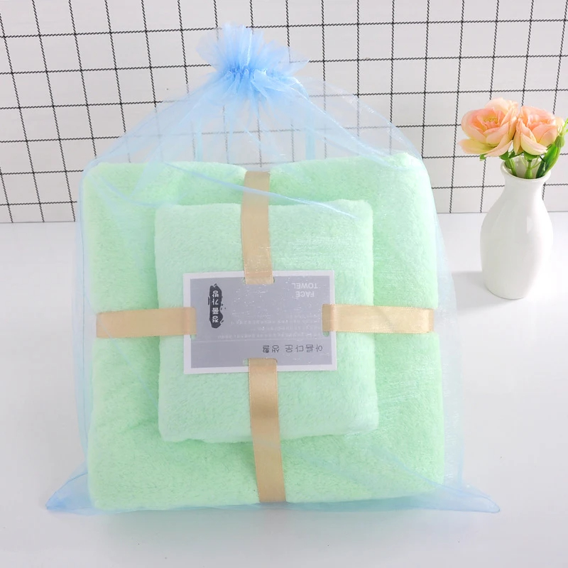 All Age Group Coral Fleece Bath Towel Set with Advantage of Strong Water Absorption