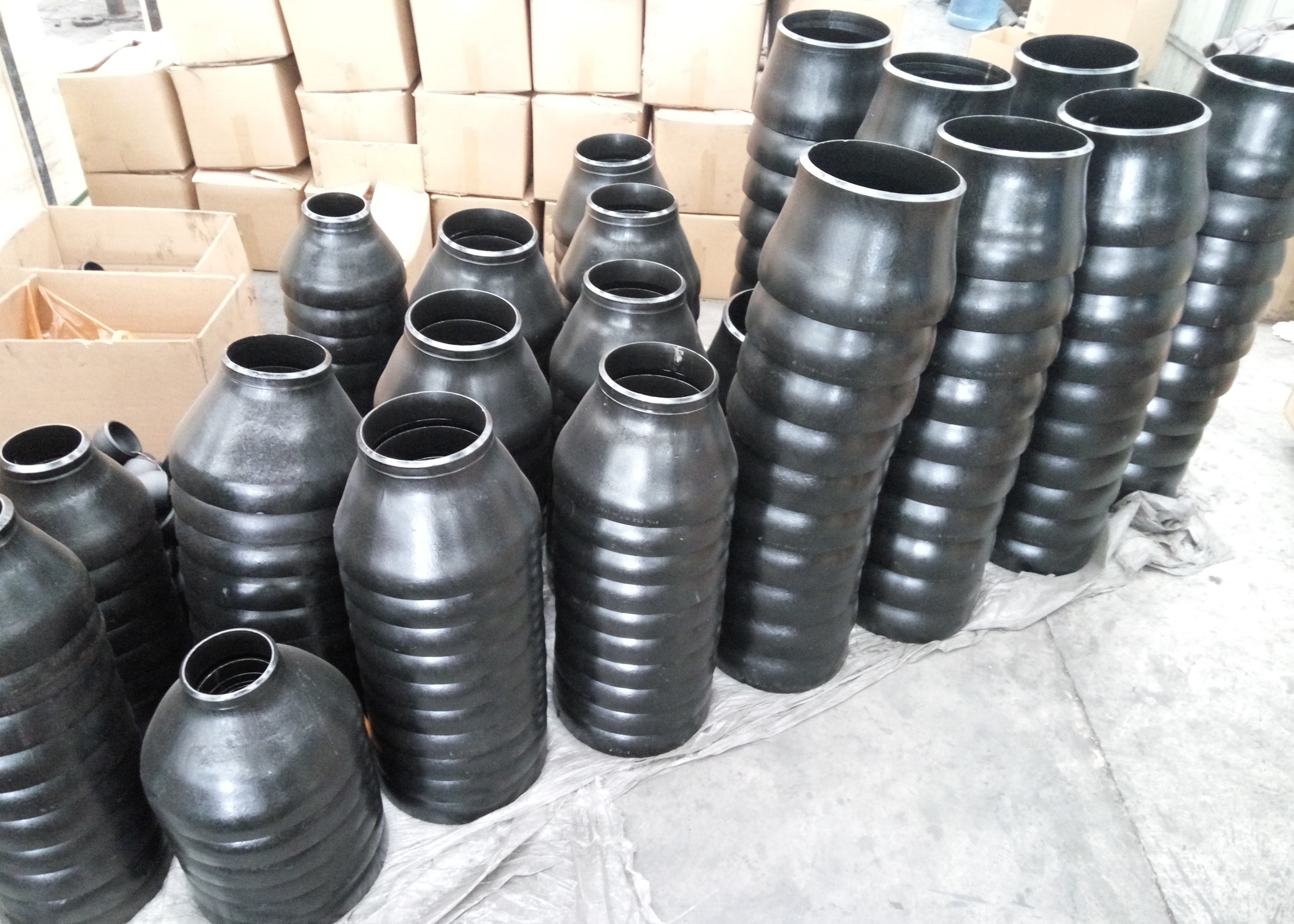 1/2"-72" Steel Pipe Reducer Ss 304 316 321 Black Painting Or Color Painting