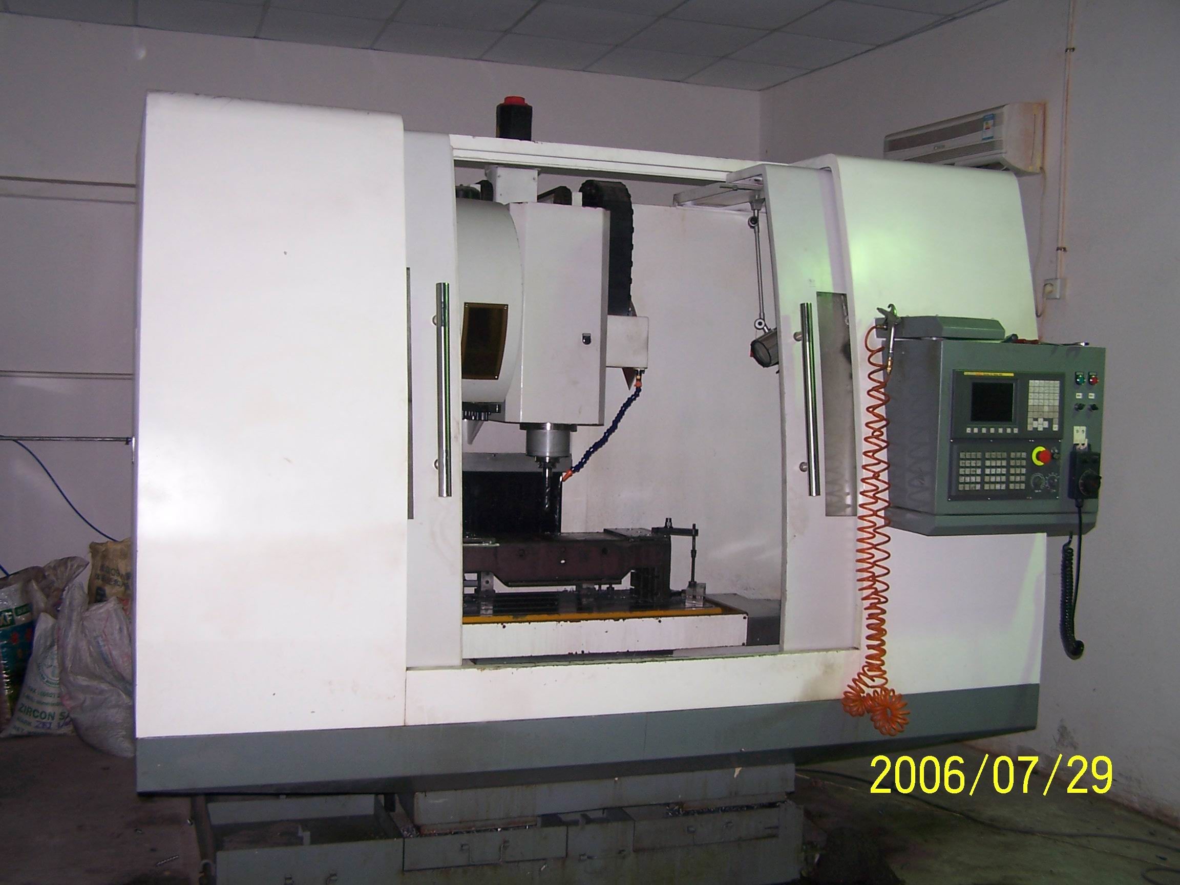 Double Shoulder Collar Vertical Steam Ironing Equipment For Blazer Jacket Dress Different Kind Of Fabric