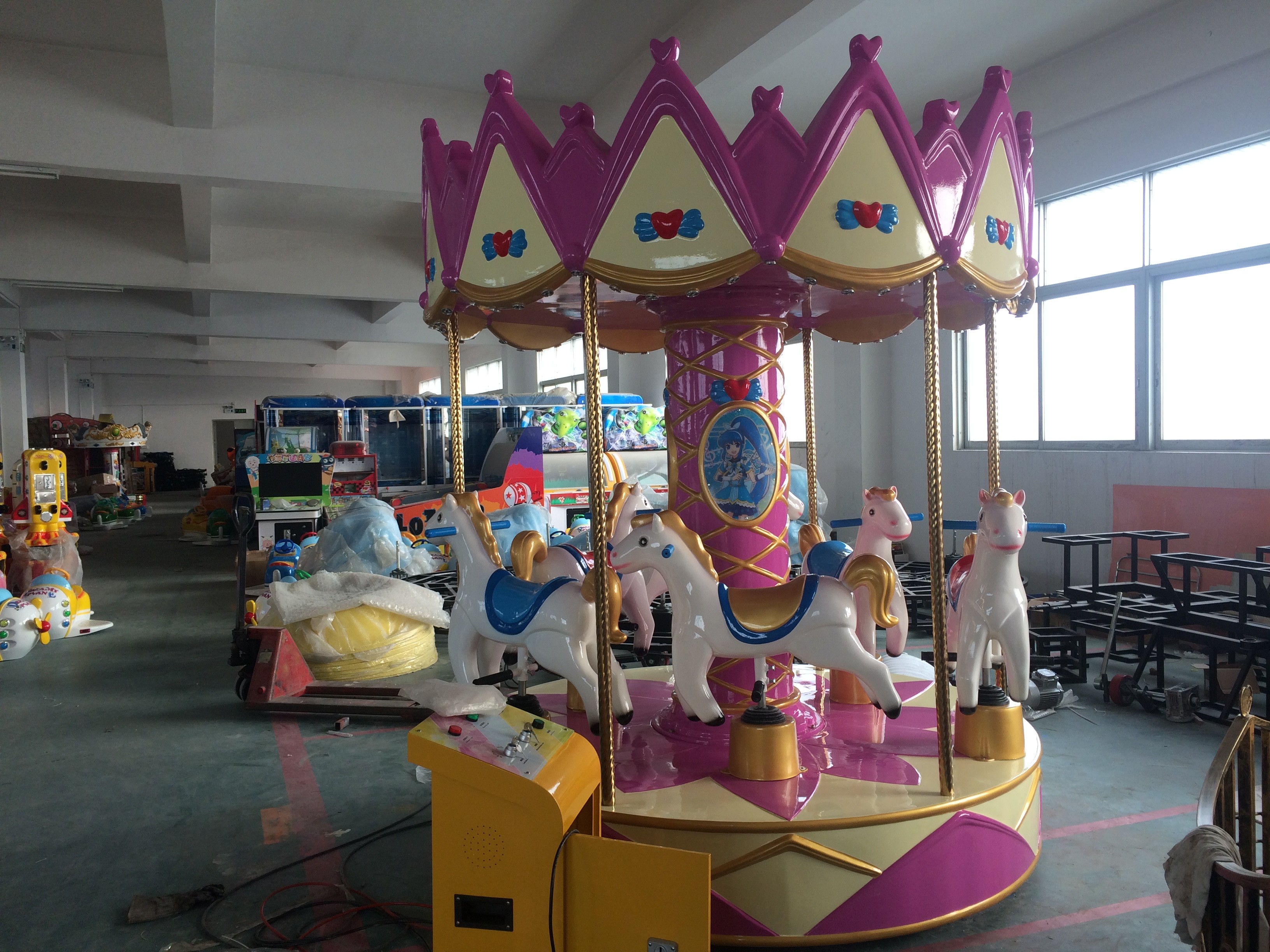 6 Seats Crown Carousel Kiddie Ride For Children Wear Resistant 900W Power