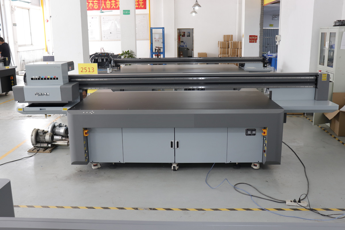 Industrial UV Flatbed Printer Powerful Digital Flat Bed Inkjet Printer