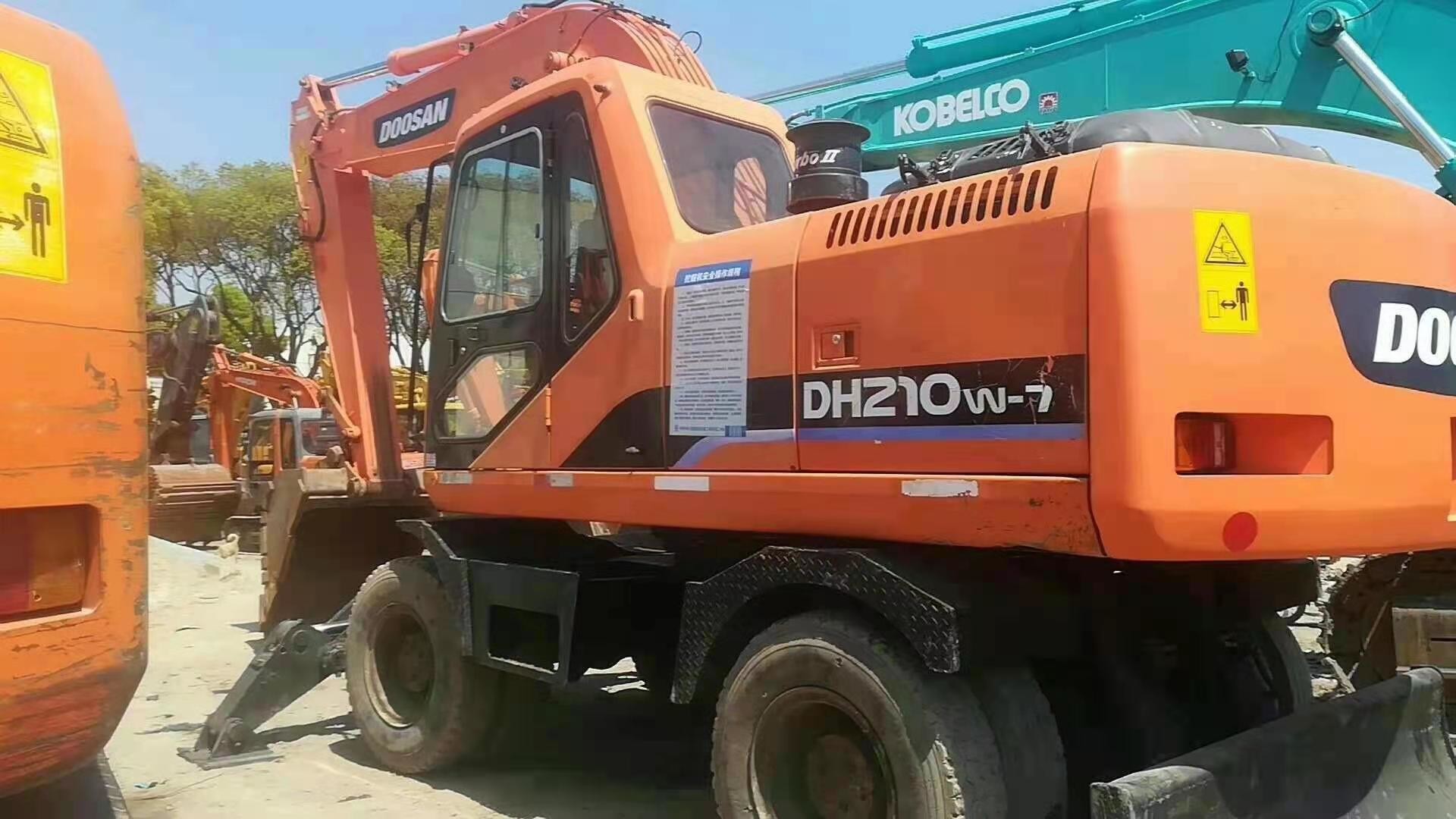 1.28m3 Bucket 22 Ton DH225-7 Used Doosan Excavator