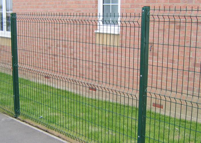 Green Hot Dipped Galvanized Welded Wire Mesh Fence By Mesh Size 50X100mm