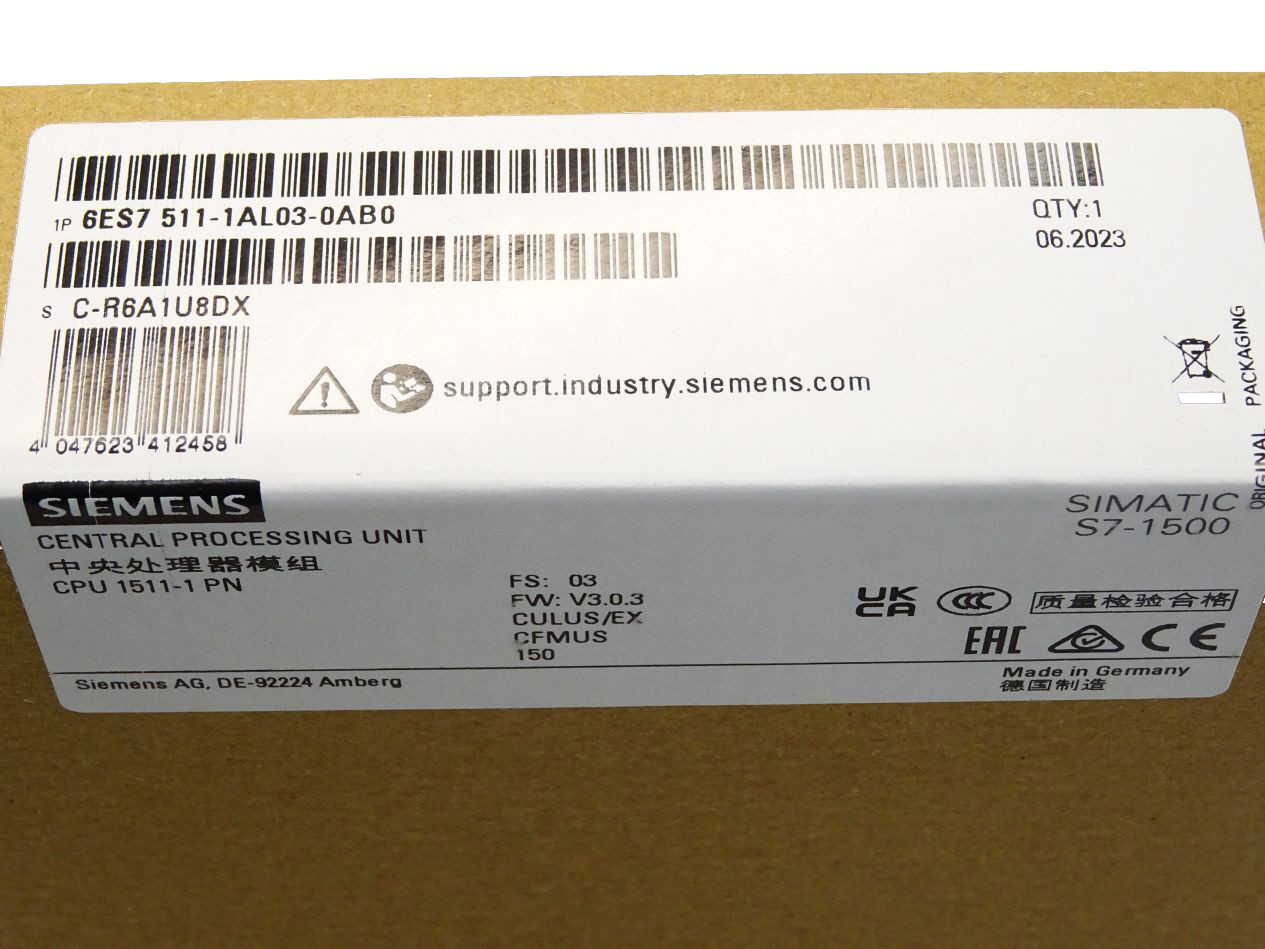 SIEMENS CPU1511-1 6ES7511-1AL03-0AB0 CENTRAL PROCESSING UNIT WITH WORK MEMORY 300 KB FOR PROGRAM AND 1.5 MB FOR DATA, 1S