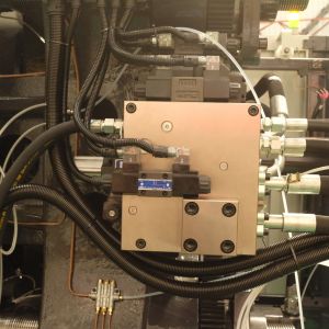 OUCO Environmental Protection And Energy Saving 650T Injection Molding Machine