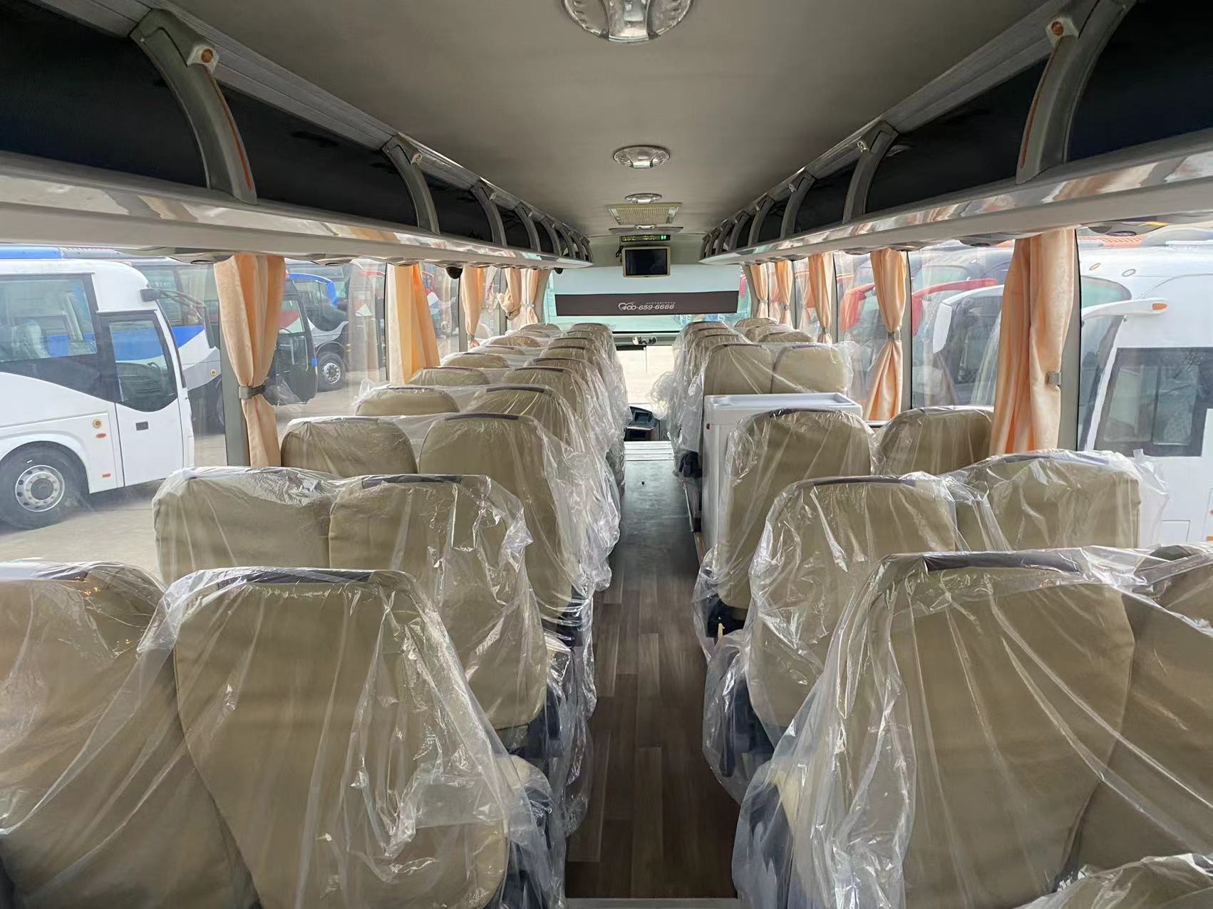 Best Refurbished 60 Seats Youtong Bus for B2B Passenger Coach Bus Deisel Luxury Used