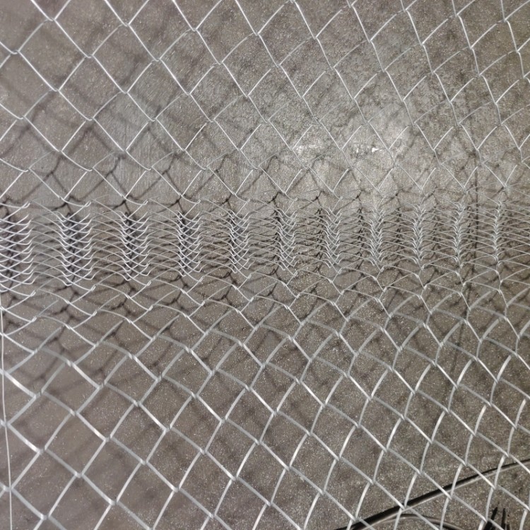 1.8m High Pasture Aluminum Chain Link Fence Woven Anti Theft Diamond Mesh