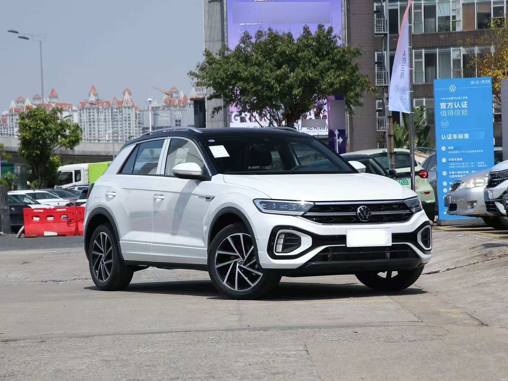 Volkswagen T ROC 2025 White Car 5 Doors 5 Seats SUV 1.5T Edition Gasoline Fuel