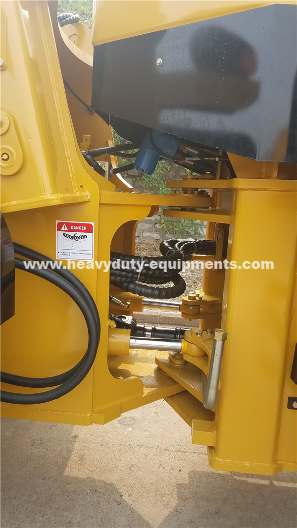 Sinomtp Lg936 Wheel Loader 3 Tons With Weichai Deutz Engine And Black Cabin