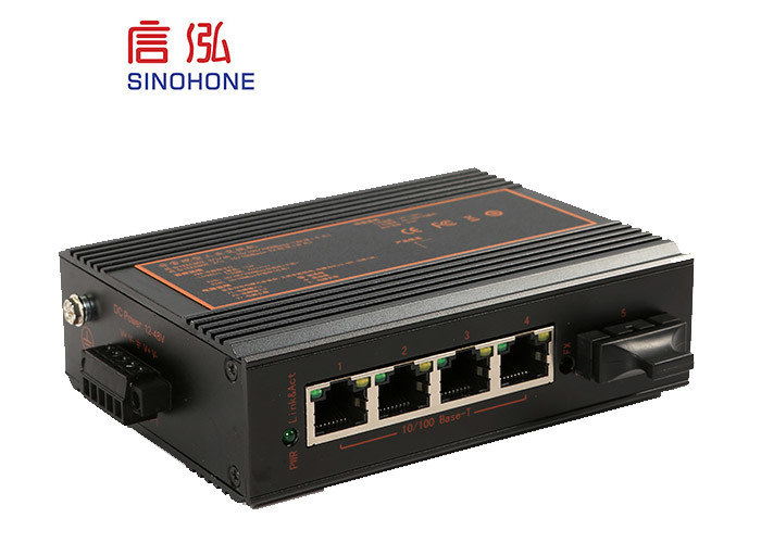 4 RJ45 + 1 SFP Port Fiber Optic Network Switch , Industrial Ethernet Switch