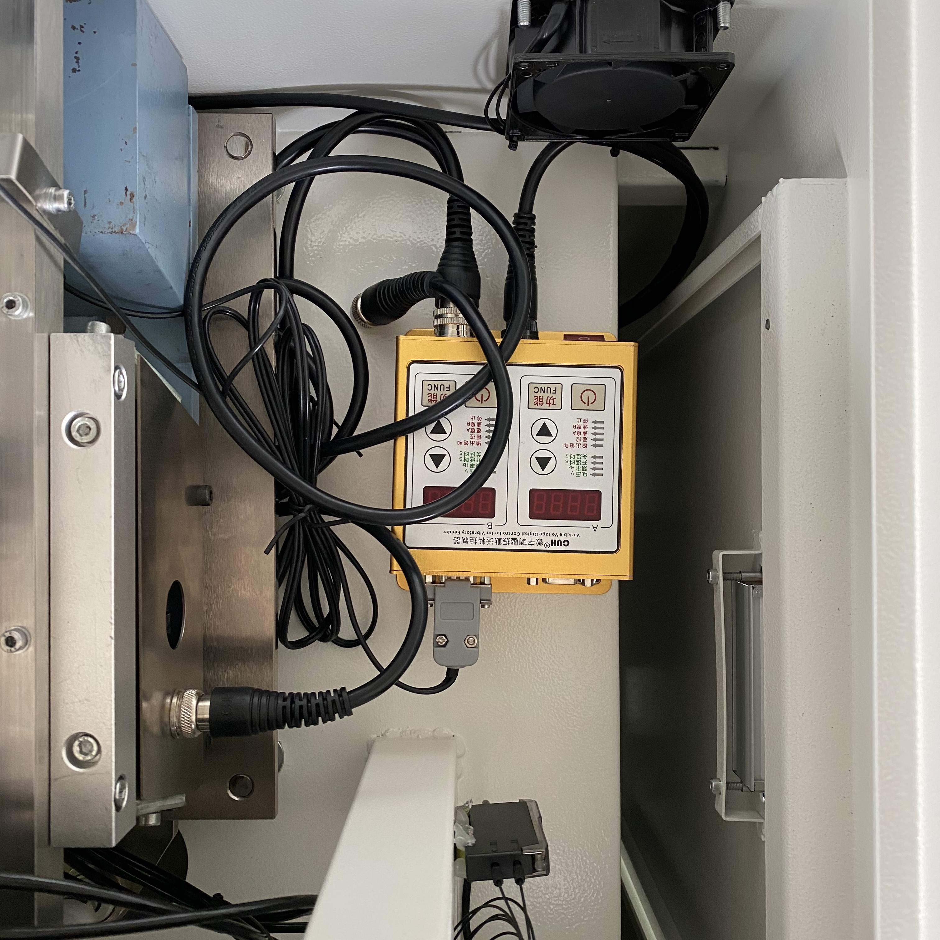 E27 E14 LED Bulb Assembly Machine 2500pcs/h LED Bulb Production Machine