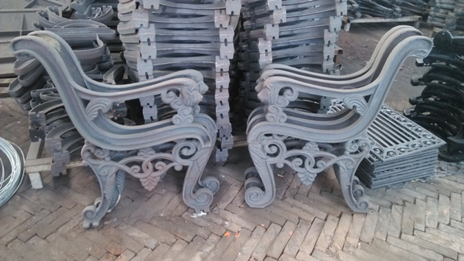 Durable Outdoor Garden Cast Iron Bench Ends Armrest For Public Park