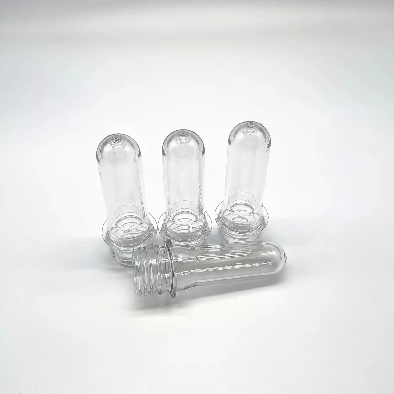 Customized PET Plastic Bottle Preform Lightweight 38mm 105g