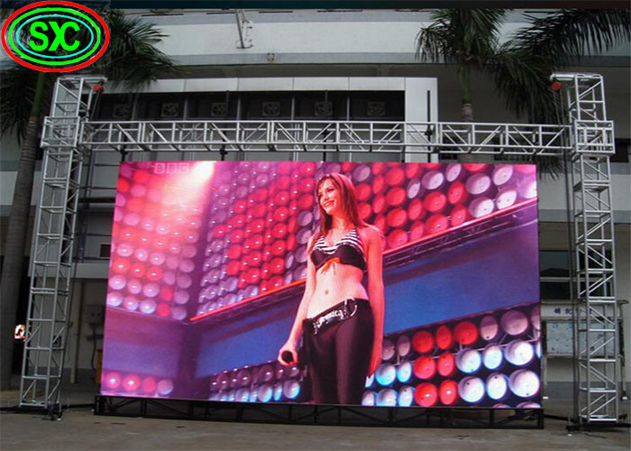 Ideal For Concerts, Backdrops, Competitions, Rental Of Suspended LED Displays