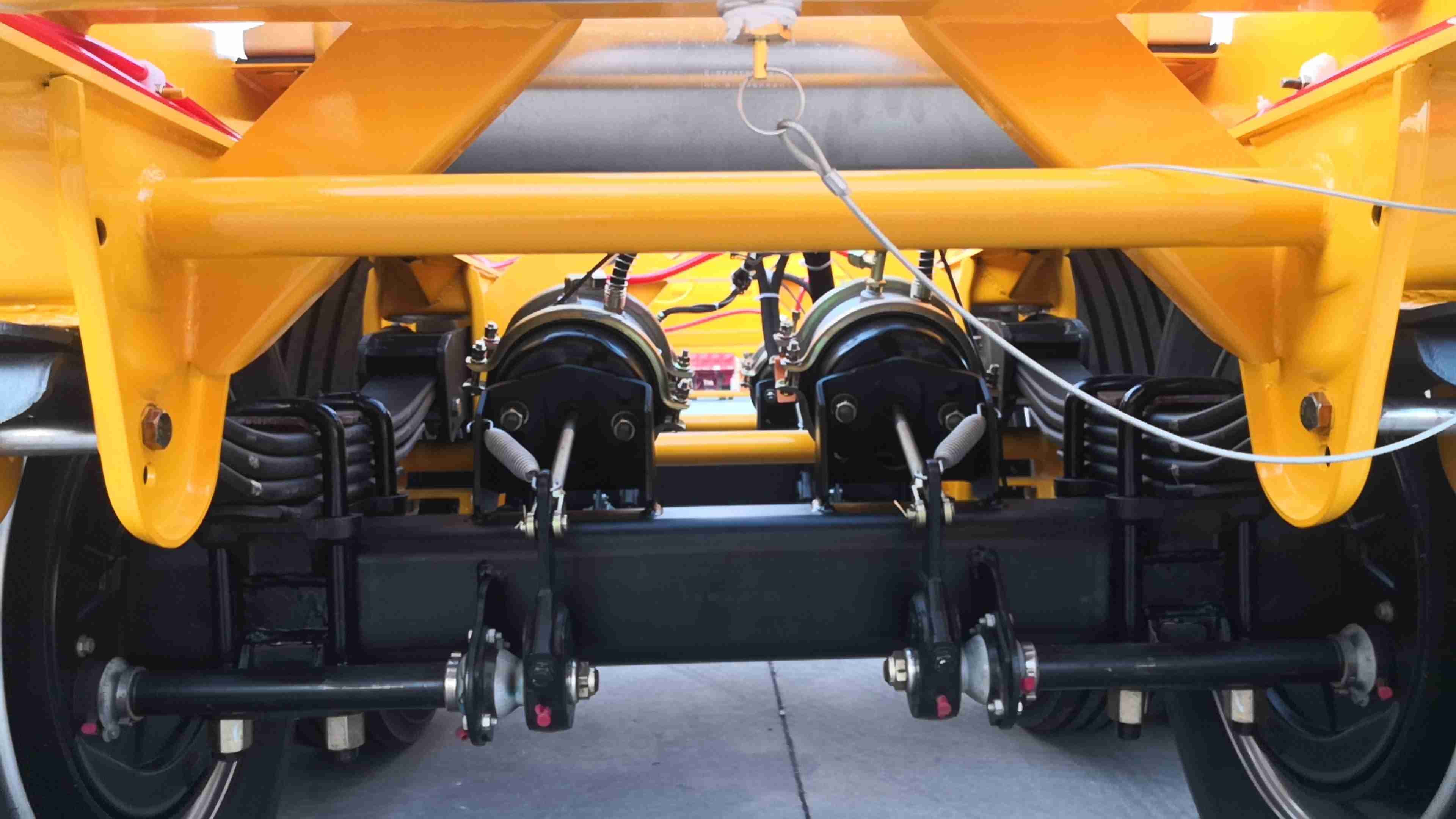 20001-25000 kg Max Payload CIMC Axle's 3-Axis Container Chassis Frames