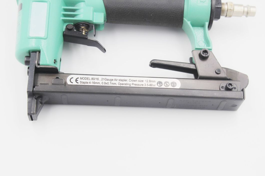 Durable 21 Gauge Fine Crown Air Pneumatic Staple Gun (Green) Air Stapler 8016 for Furniture Decoration