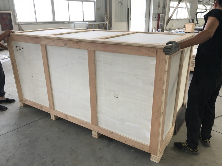 Packing of the Red Glasses Sculpture
