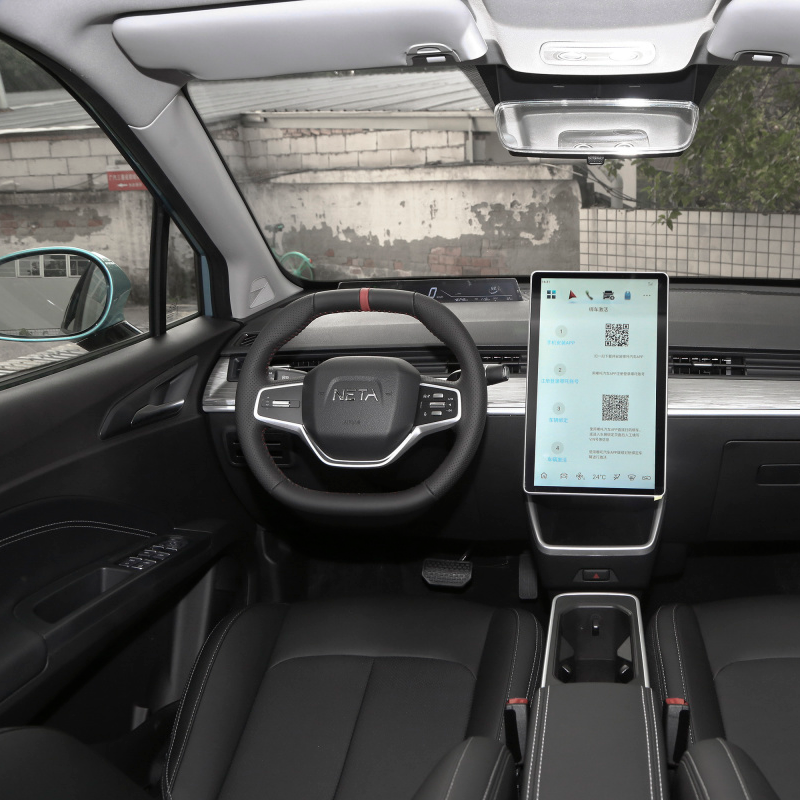121 Max Speed Neta V 5 Seats Car Pure Electric and Compact SUV with Lithium Iron Battery Perfect
