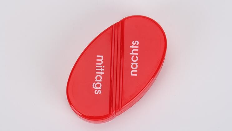 28 compartment column shape plastic pill storage box with pill crush box, Conventional eco-friendly 4 grids plastic trav