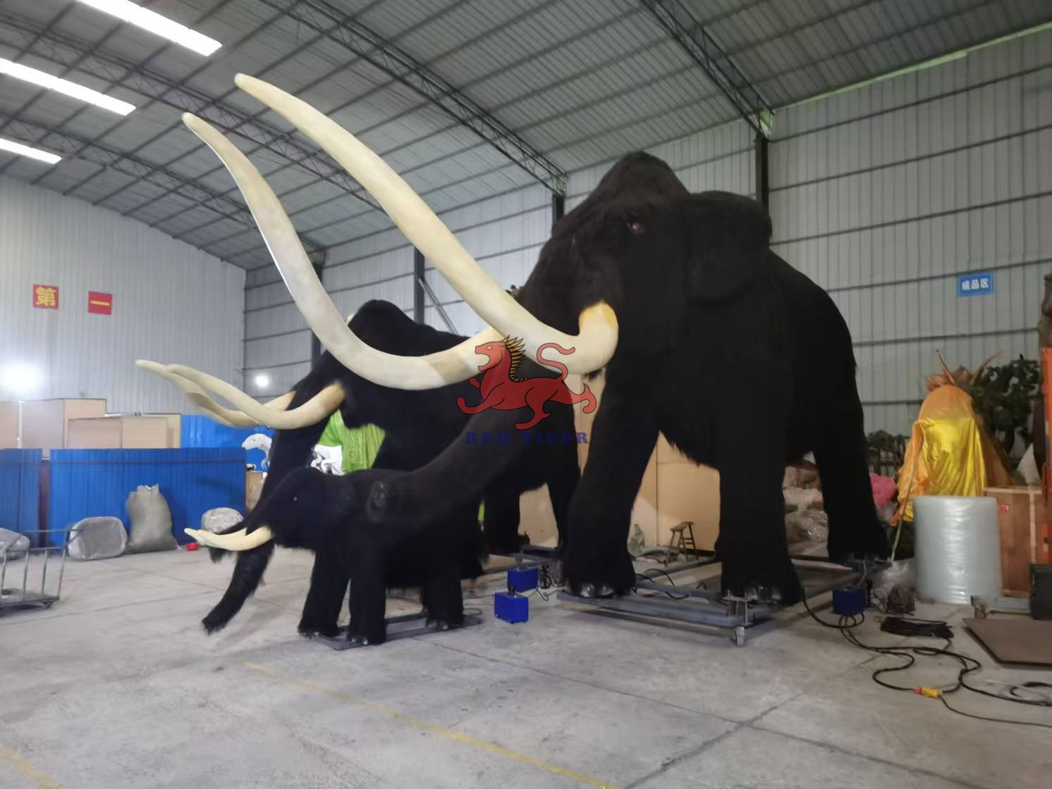 Children Realistic Animatronic Animals Life Size Mammoth Customized