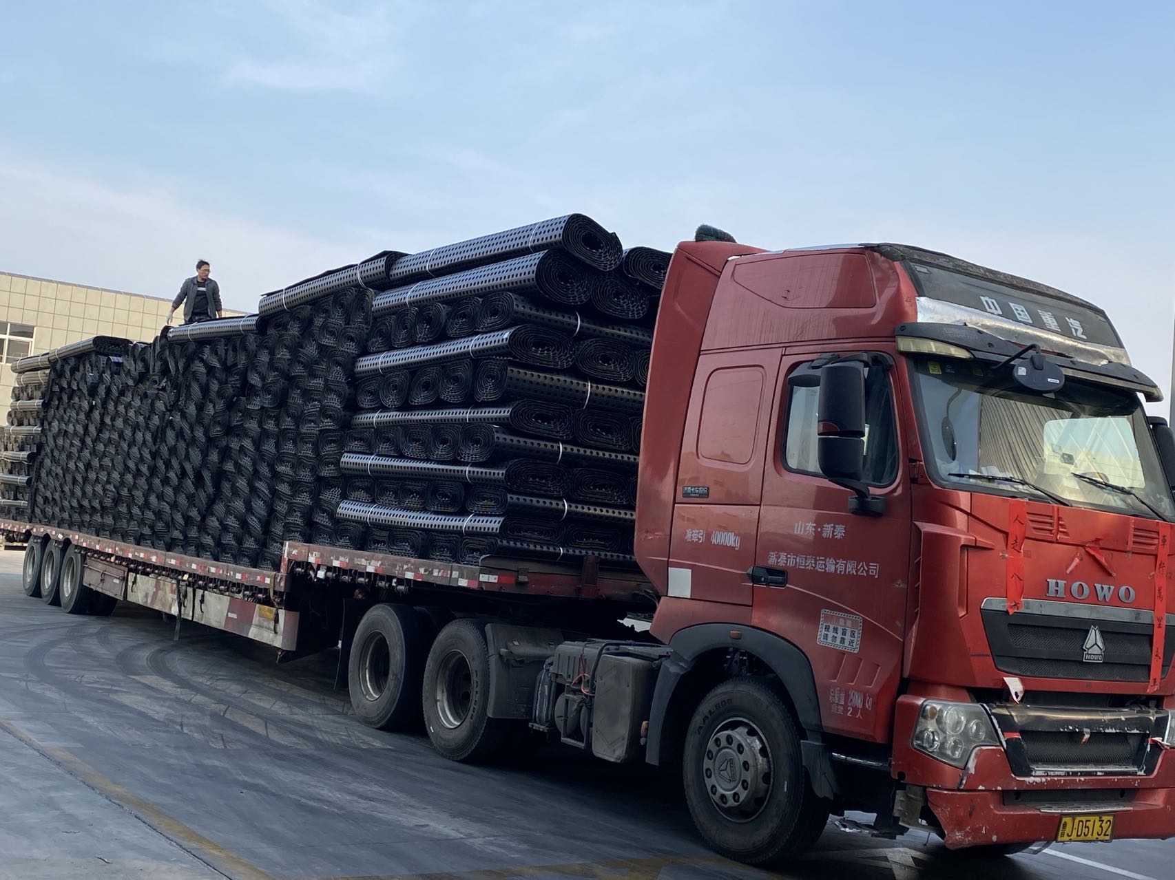 HDPE Plastic Drainage Board for Upper and Lower Floors of Landfill Artificial Lakes