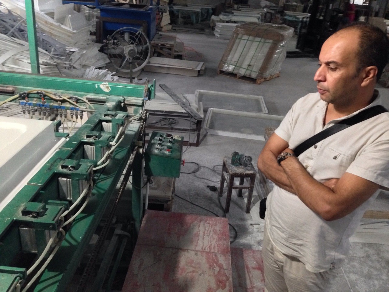 acrylic bathtub making skills training--customer from Algeria Mr Salem