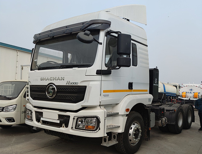 Heavy Truck Brandnew shacman h3000 tractor truck Ensures Reliability Shacman Tractor Truck