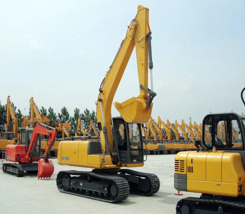 Hino J05E-TI Preowned Kobelco Excavator XE150D Minimum Ground Clearance 145mm