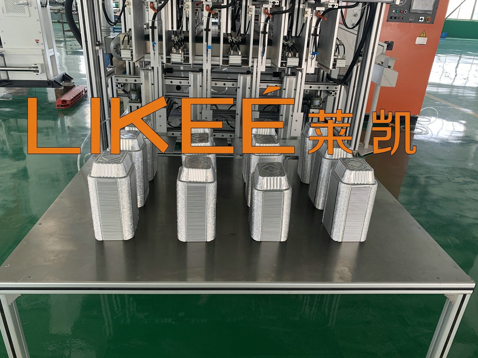 58HRC Aluminium Foil Container Die High Output Foil Container Punching Mould