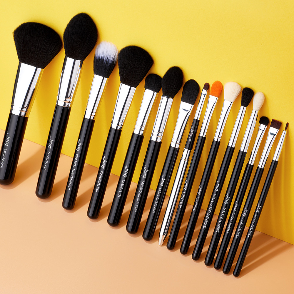 Dome Shaped Essential Makeup Brushes Set Cruelty Free Jessup Brush Set