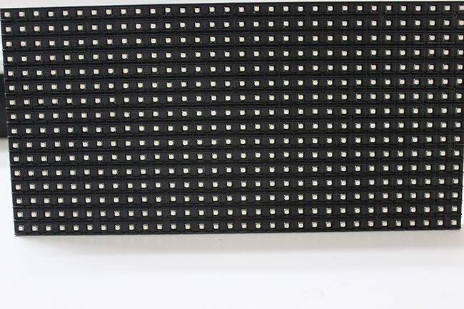 Seamless Splicing IP65 P6.67 Outdoor Full Color LED Display