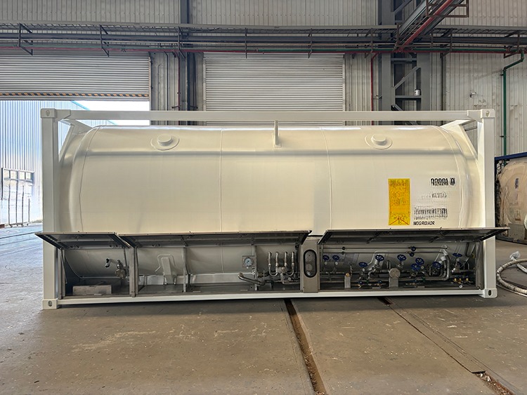 20 Ton Capacity 20ft Long Transport Container ASME Standard UN T75 ISO Cryogenic LNG Tank for Customizable and Transport
