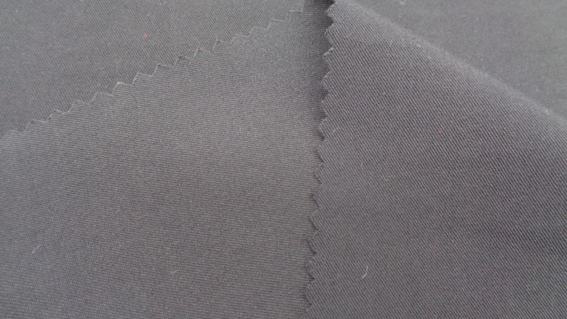 80% Polyester 18% Rayon 2% Spandex Uniform Cloth Fabric 205Gsm 150Cm