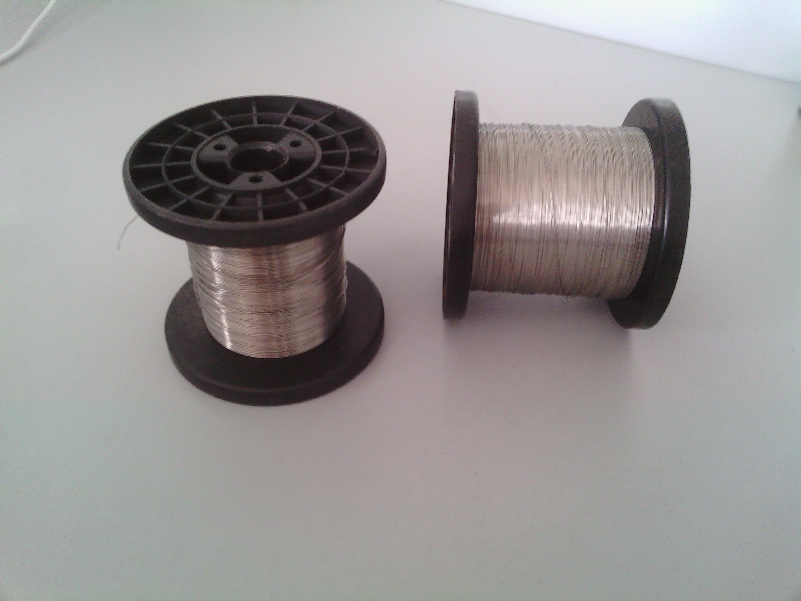 Factory Direct High Quality 304 Stainless Steel Strength Beekeeping Gear Wire Spool 1kg Per Roll