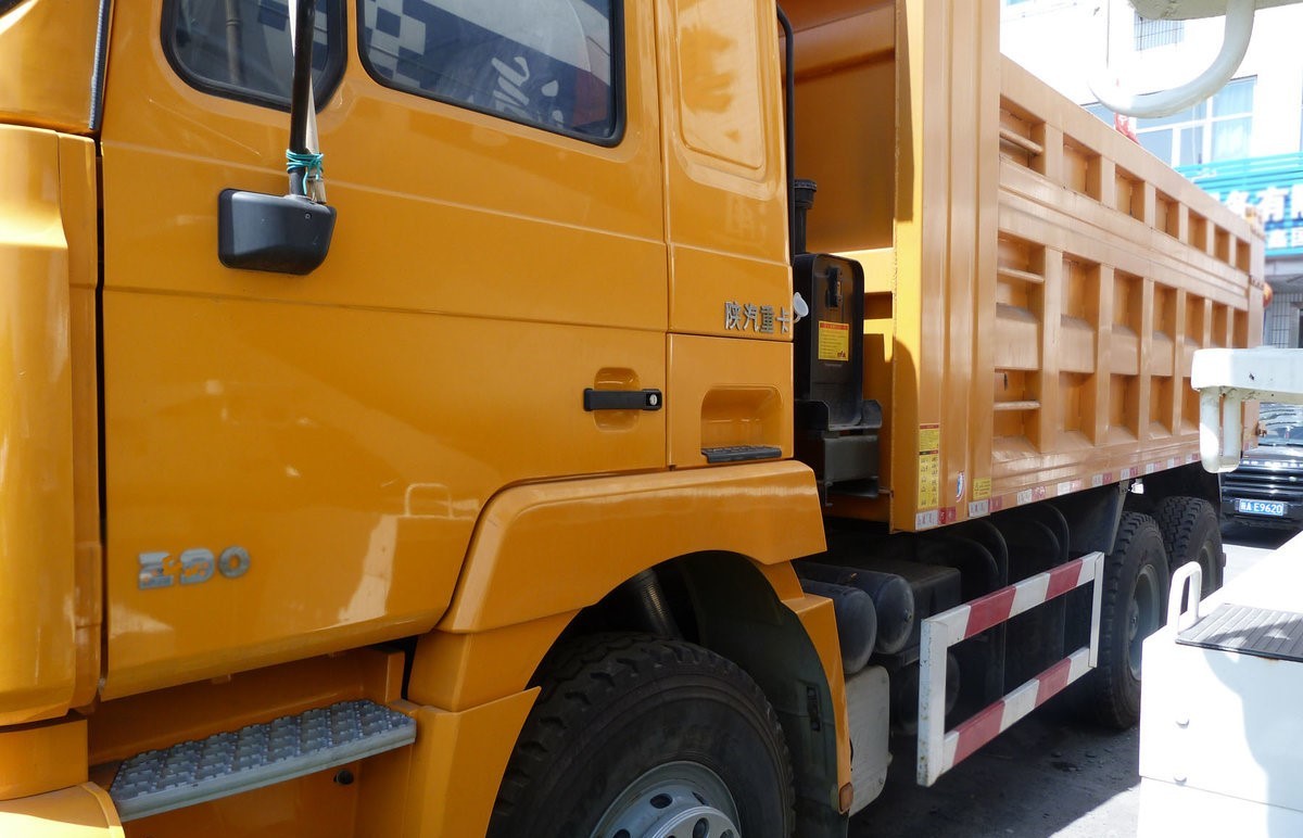 50 Tons 420HP Shacman F3000 12 Wheels 8x4 Shacman Dump Truck