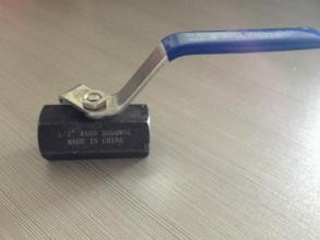Reduced Bore Hexagon Stainless Steel Ball Valve 1PC Type 2000WOG Floating Ball