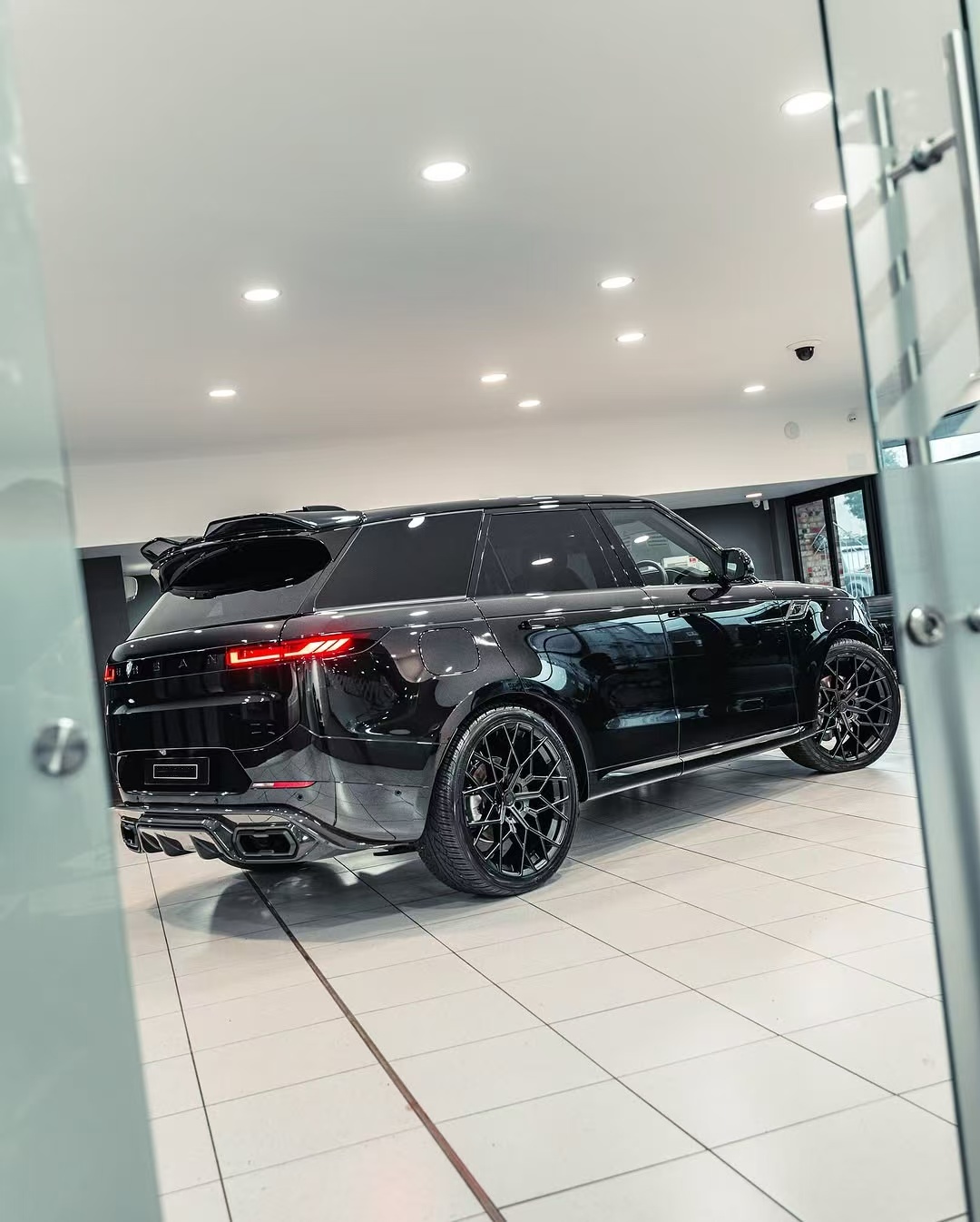 Land Rover Discovery Sport Body Kit UB Style 2023 Rear Bumper Lip Widebody Kit