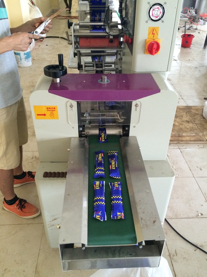 PD150 Automatic Chocolate Moulding Line Machine, Chocolate Bar Depositing Line, Chocolate Pouring Machine Equipment 11