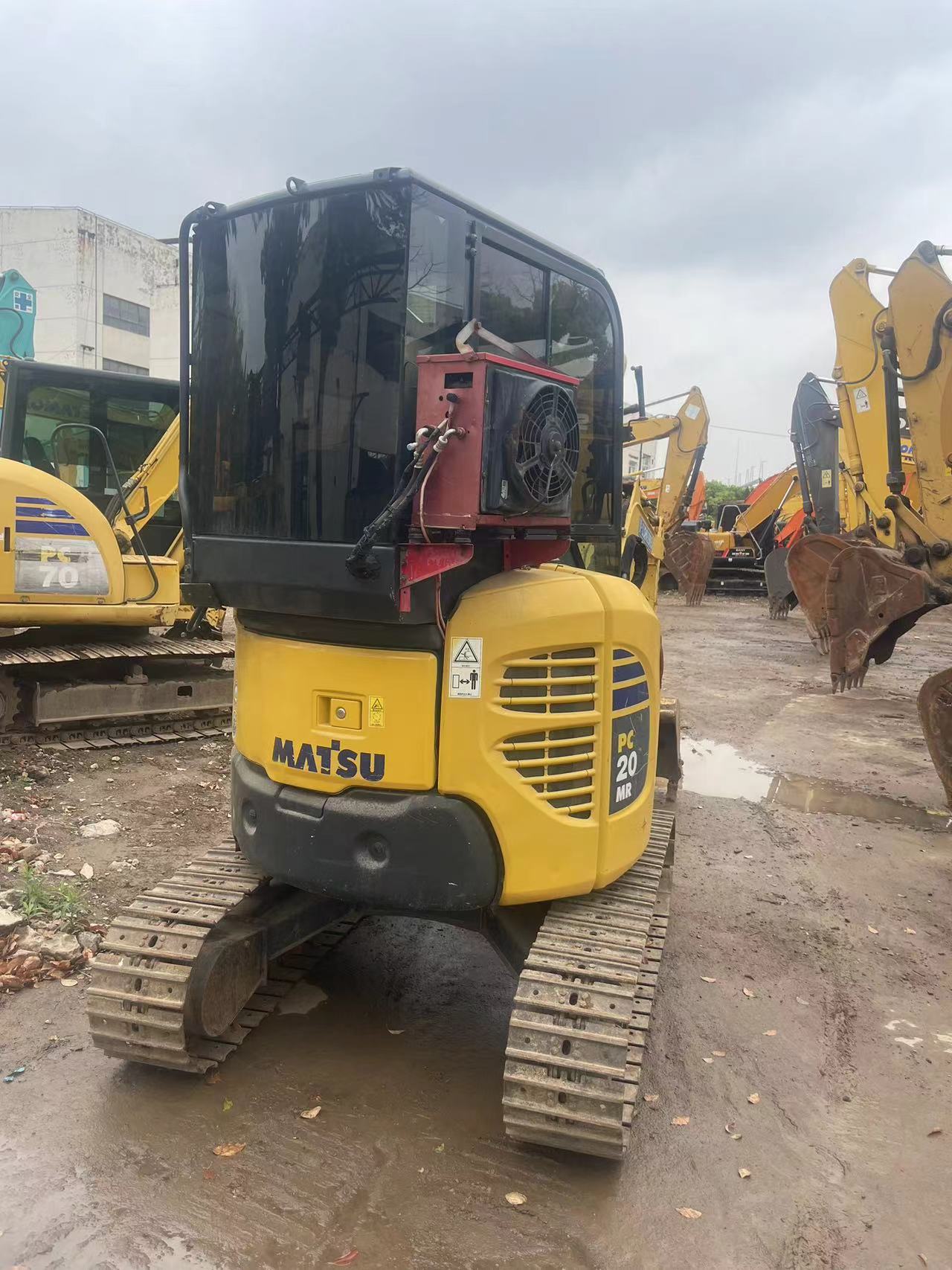 low price used excavator Komatsu PC20 with cab import excav Japan Komatsu hydraulic crawler second hand excavator
