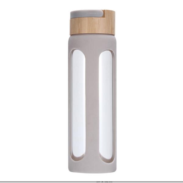 Personalised 550/750ml High Borosilicate Glass Water Bottle Custom Glass Drinking Bottle With Silicone Sleeve And Bamboo Lid Easy To Clean And
