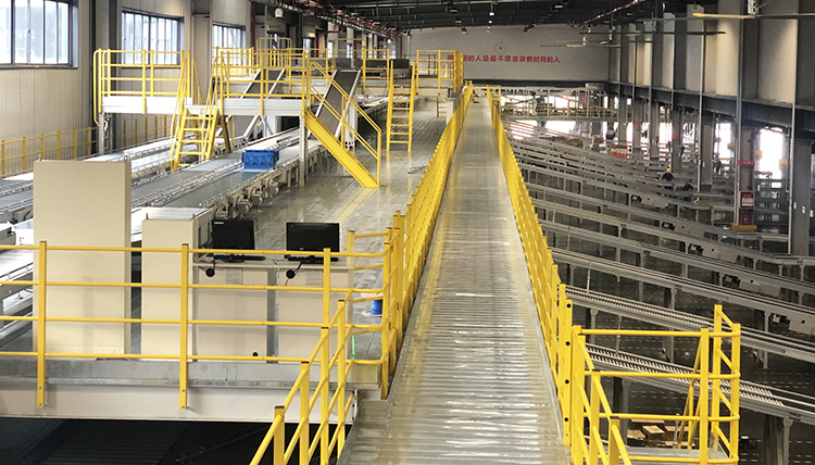 Warehouse Storage Rack Mezzanine Floor Kits with Stairs Customized Depth Steel Solution