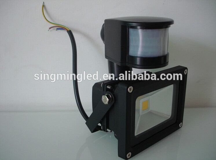 LED Aluminum Lamp Body Material motion sensor LED flood light with 3 years warranty