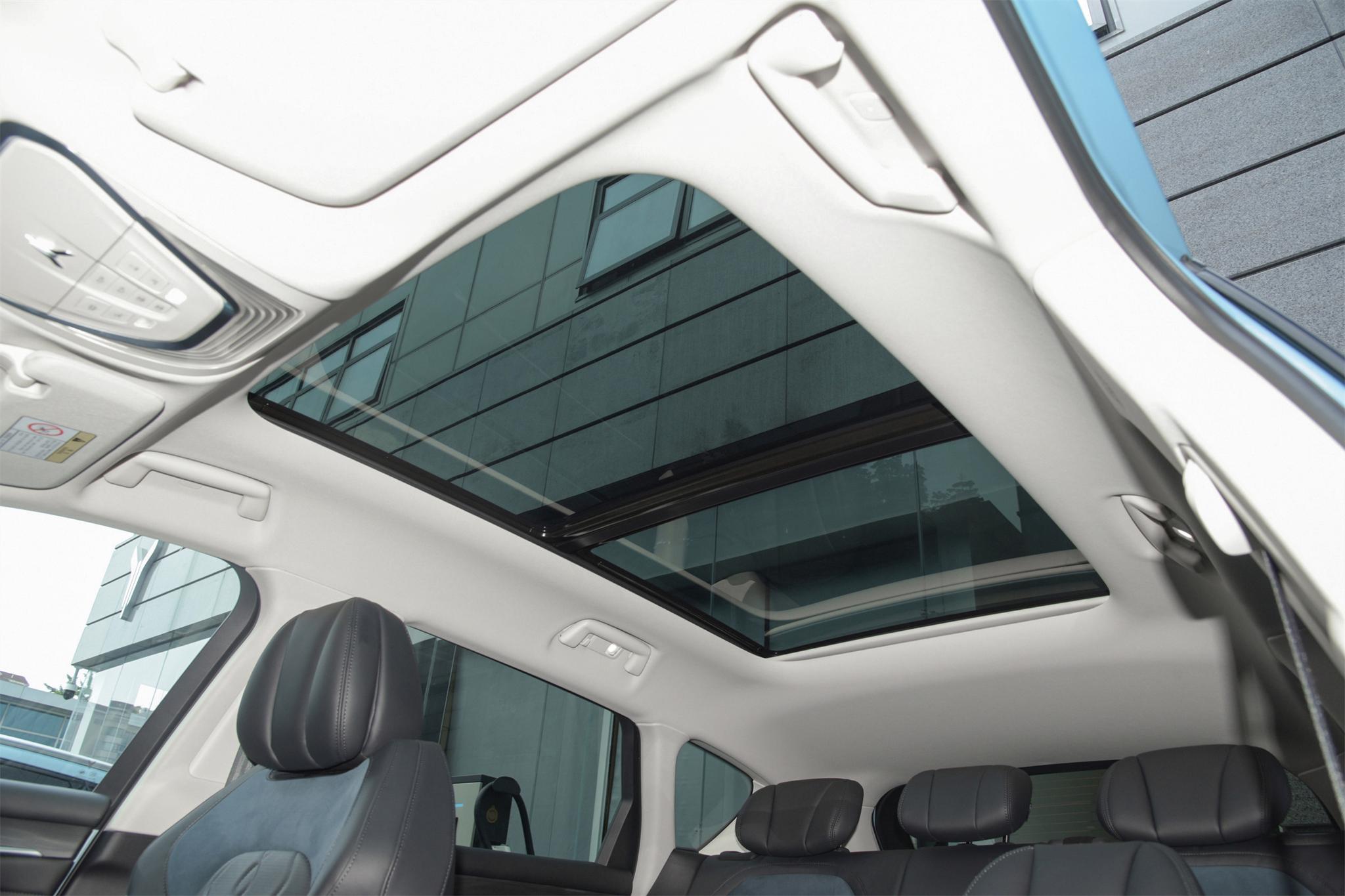 2023 Electric SUV VOYAH FREE 5seats And 4 Electric Vehicles Car With Total motor power 510KW Tire Size 255/45 R20