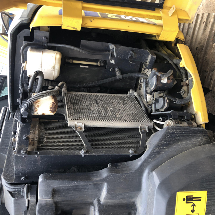 Japan Used Komatsu PC55MR Excavator with Original Hydraulic Pump and 28.5 KW Power