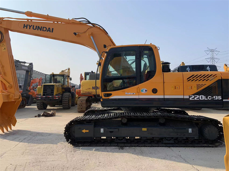 220LC-9S 22 Ton Used Hyundai Excavator 22000kg