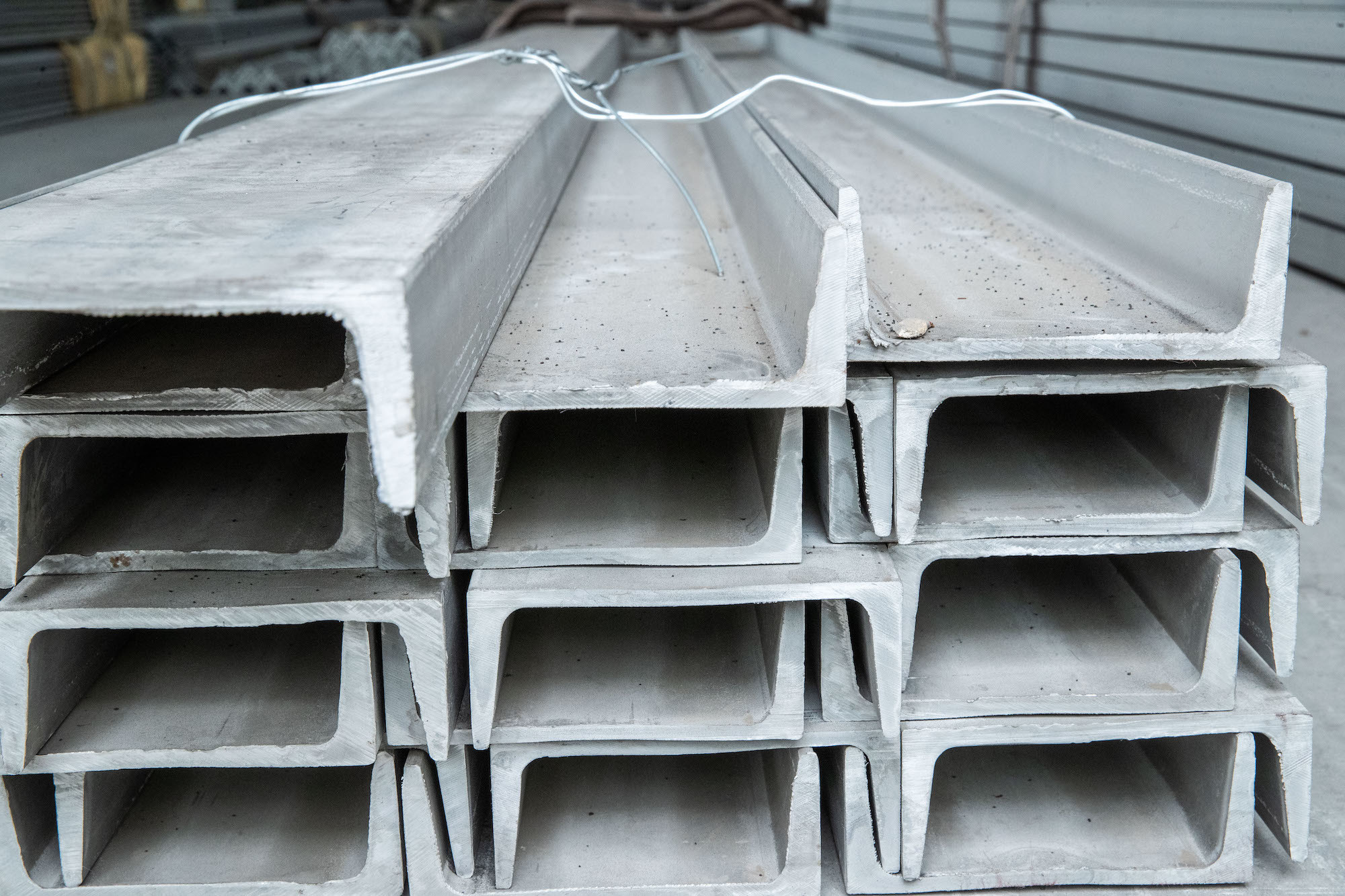 316 Cold Formed Stainless Steel Channel Inward Rolled SS Slotted Channel 20mm
