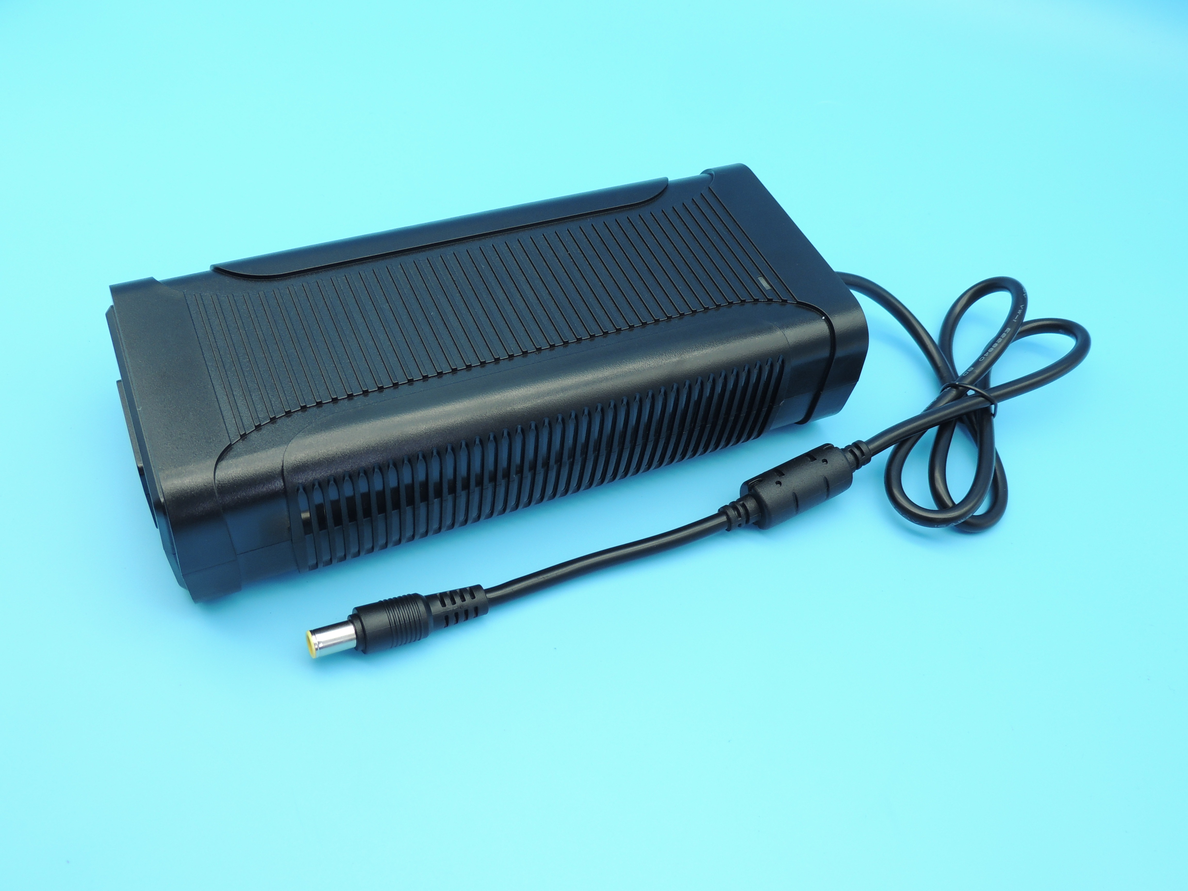 Rustproof Desktop Wall Mount Power Adapter 400W Anti Insulation